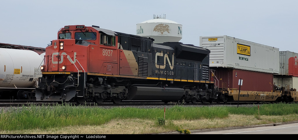 CN 8937